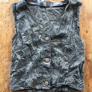 Funky palm vest. Looks great tied & crop.
